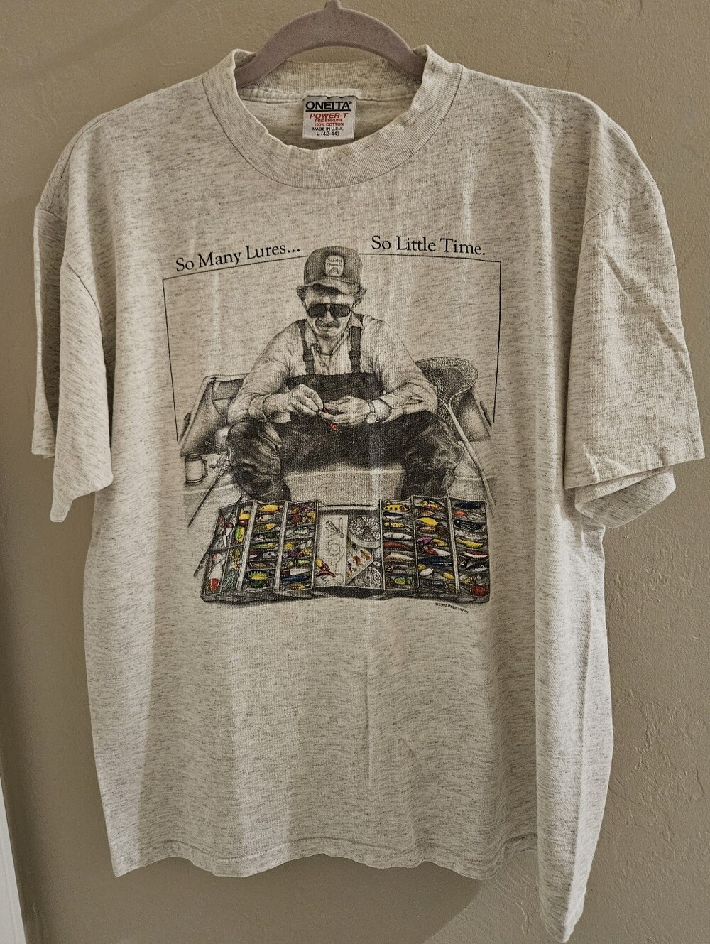 Vintage "So Many Lures So Little Time" Fishing Graphic T-Shirt Men's Large USA